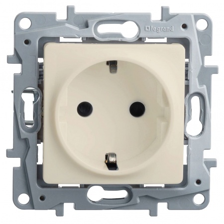 Изображение: розетка 2p+e нем.стд. (слоновая кость)  etika т.м.legrand в Минске